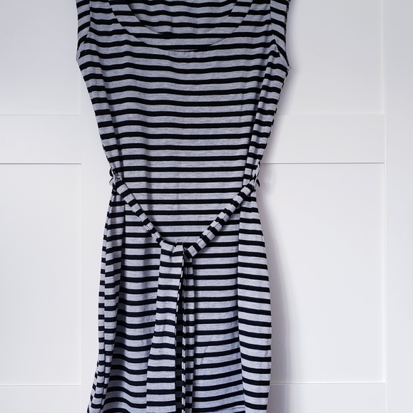 Guess Striped Sleeveless Dress - Picture 2 of 3